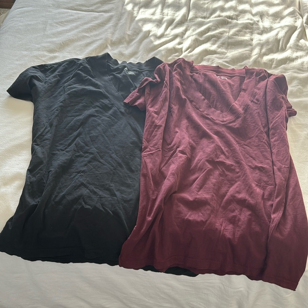 Aerie distressed v neck tshirts